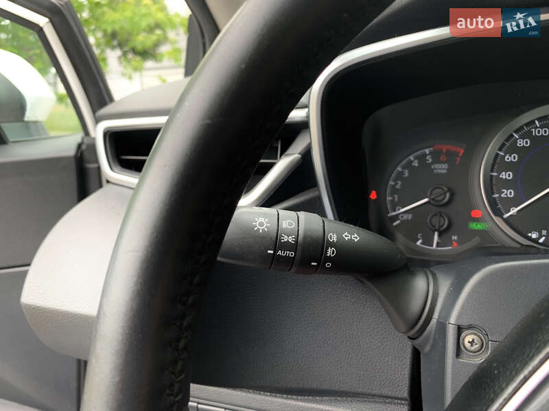 Седан Toyota Corolla 2020 в Києві