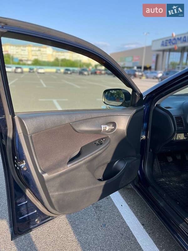 Седан Toyota Corolla 2010 в Борисполі