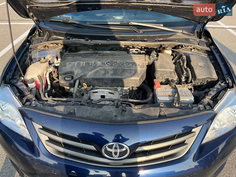 Седан Toyota Corolla 2010 в Борисполі