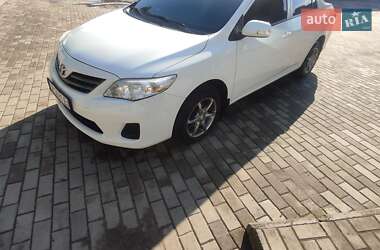Седан Toyota Corolla 2012 в Сумах