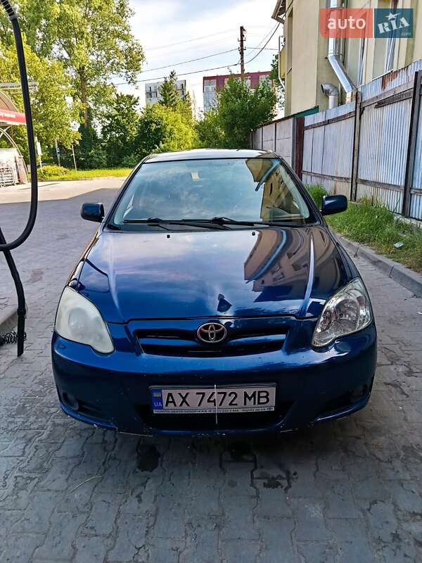 Хэтчбек Toyota Corolla 2005 в Львове