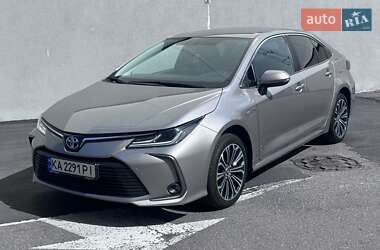 Седан Toyota Corolla 2020 в Києві