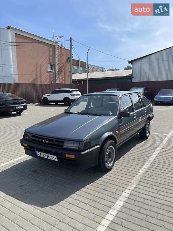 Лифтбек Toyota Corolla 1987 в Черкассах