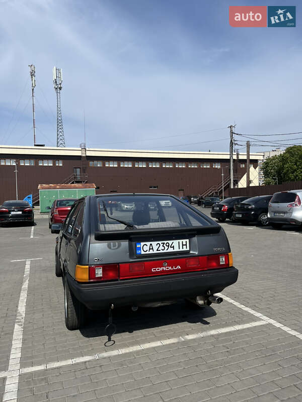 Лифтбек Toyota Corolla 1987 в Черкассах
