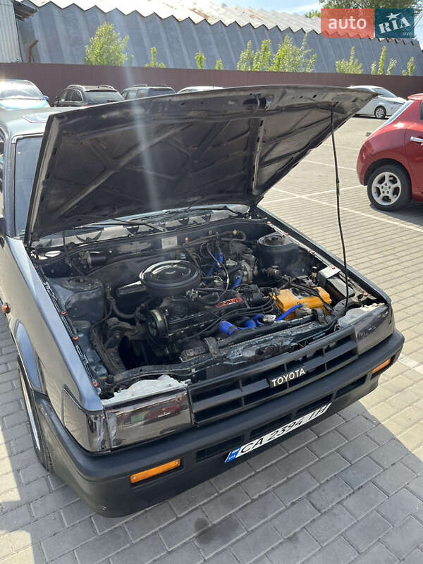 Лифтбек Toyota Corolla 1987 в Черкассах