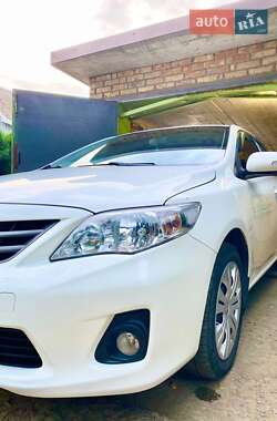 Седан Toyota Corolla 2012 в 