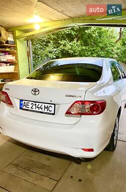 Седан Toyota Corolla 2012 в 