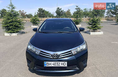 Седан Toyota Corolla 2013 в Одессе