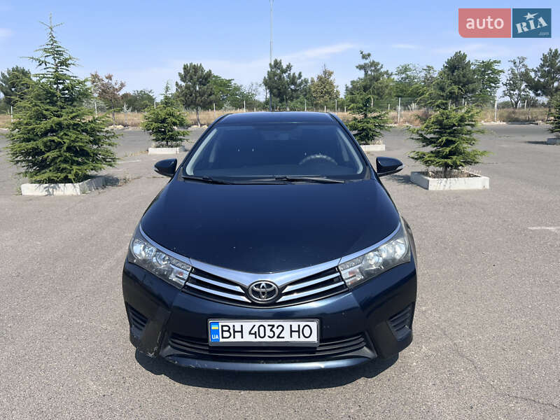 Toyota Corolla 2013