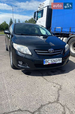 Седан Toyota Corolla 2008 в Львове