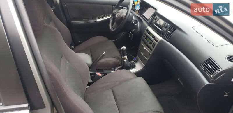 Хетчбек Toyota Corolla 2005 в Одесі