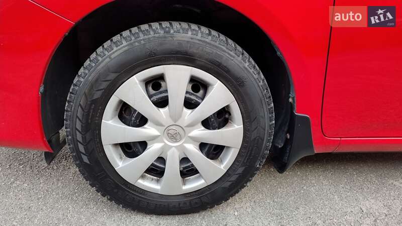 Седан Toyota Corolla 2009 в Новомосковске