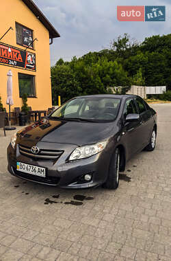 Седан Toyota Corolla 2008 в Копычинце