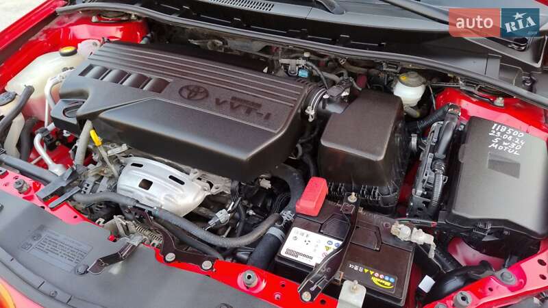 Седан Toyota Corolla 2009 в Новомосковске