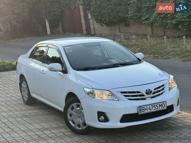 Седан Toyota Corolla 2010 в Одессе