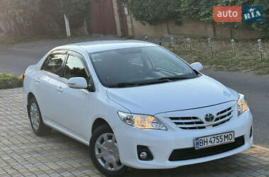 Седан Toyota Corolla 2010 в 