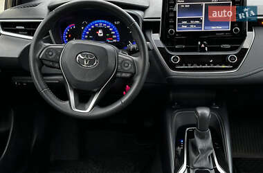 Хэтчбек Toyota Corolla 2018 в 
