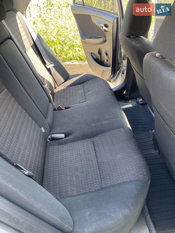 Седан Toyota Corolla 2008 в Одессе