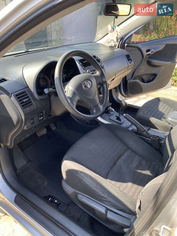 Седан Toyota Corolla 2008 в Одессе