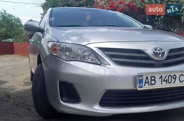 Седан Toyota Corolla 2011 в Виннице