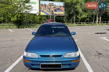 Лифтбек Toyota Corolla 1996 в Одессе