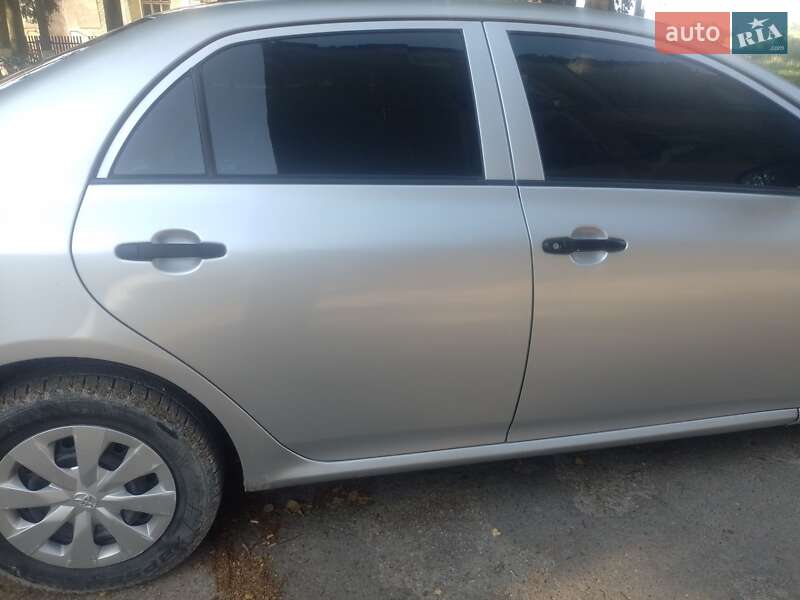Седан Toyota Corolla 2008 в Козове