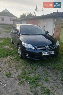 Седан Toyota Corolla 2011 в Краснограде