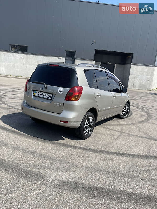 Универсал Toyota Corolla 2003 в Киеве