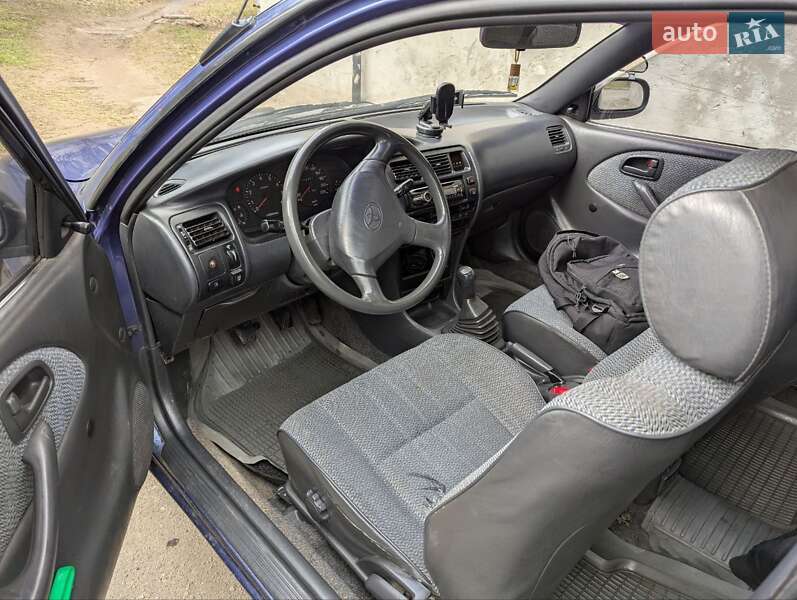 Хэтчбек Toyota Corolla 1993 в Светловодске