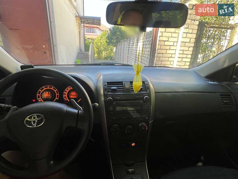 Седан Toyota Corolla 2008 в Одессе