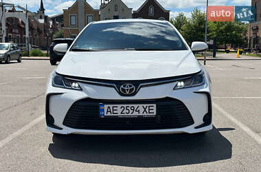 Седан Toyota Corolla 2021 в 