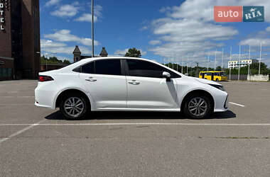 Седан Toyota Corolla 2021 в 