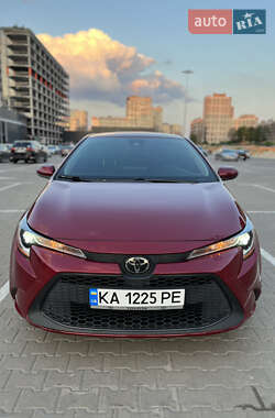 Седан Toyota Corolla 2021 в Києві
