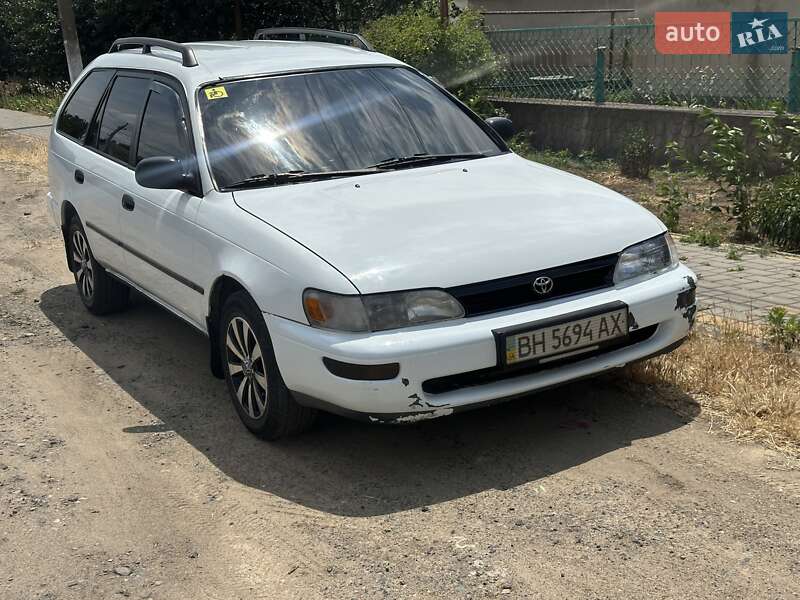 Универсал Toyota Corolla 1993 в Одессе