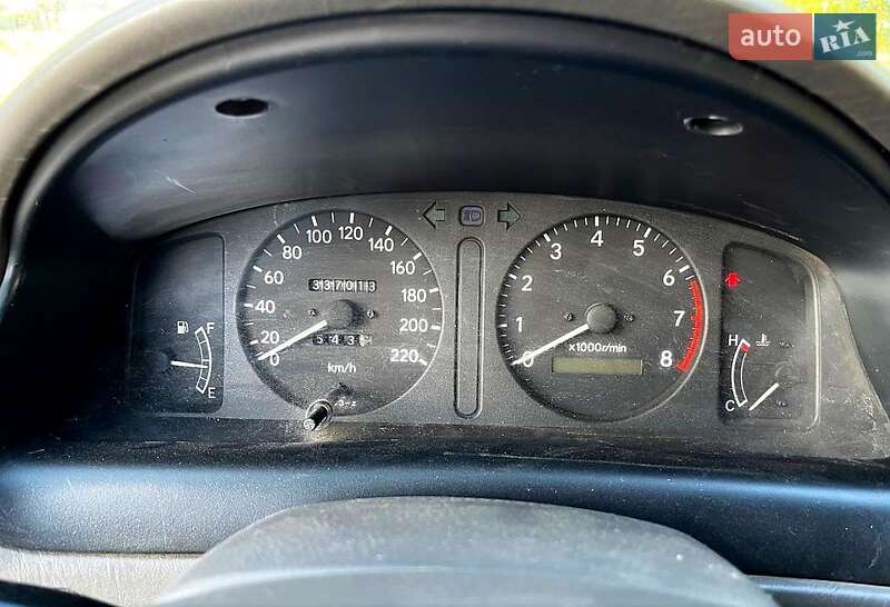 Хэтчбек Toyota Corolla 1997 в Саврани