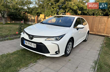 Седан Toyota Corolla 2022 в Києві
