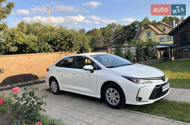 Седан Toyota Corolla 2022 в Києві