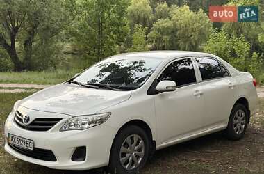 Седан Toyota Corolla 2011 в Харькове