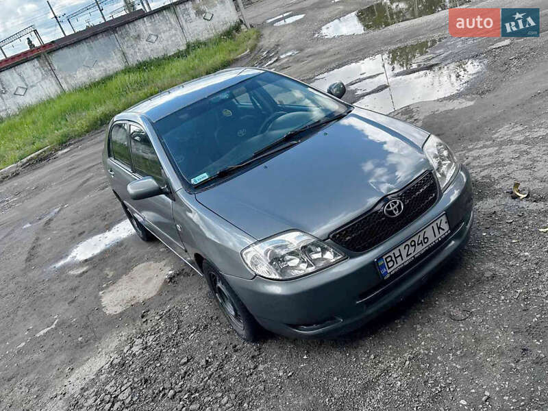Toyota Corolla 2004