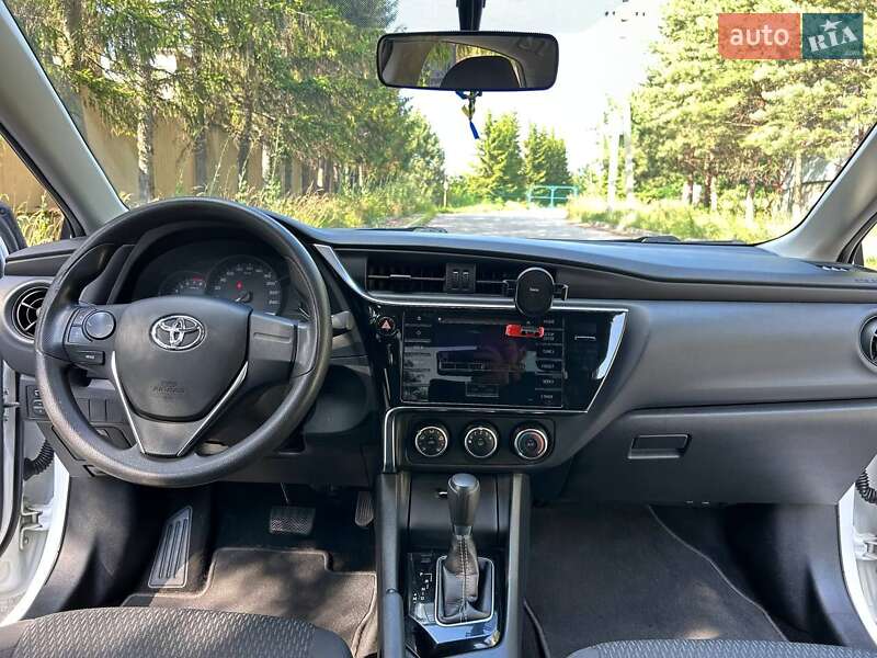 Седан Toyota Corolla 2018 в Харькове фото 7 Седан Toyota Corolla 2018 в Харькове