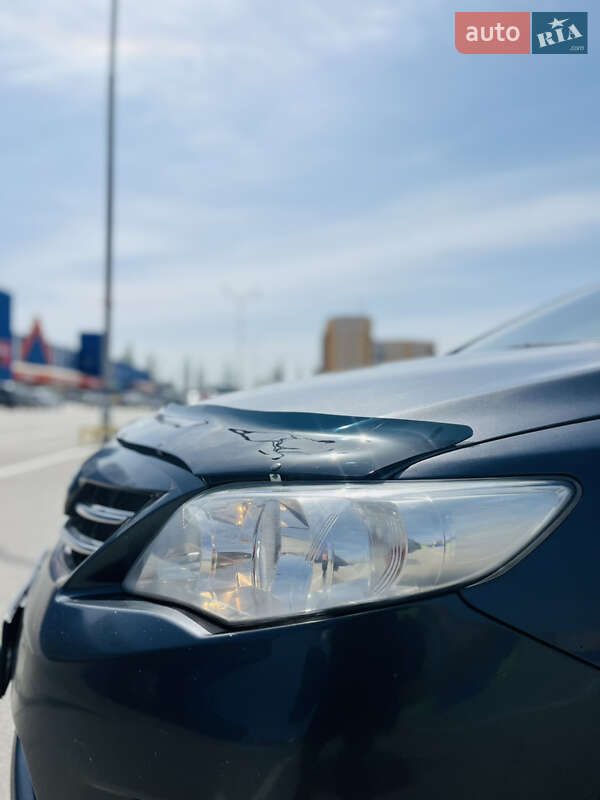 Седан Toyota Corolla 2011 в Каменец-Подольском