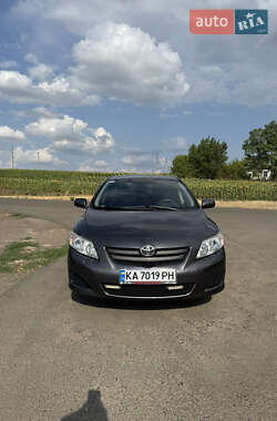 Седан Toyota Corolla 2007 в Благовещенском
