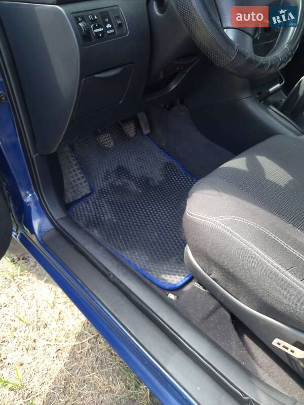 Універсал Toyota Corolla 2003 в Харкові фото 12 Універсал Toyota Corolla 2003 в Харкові