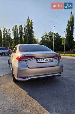 Седан Toyota Corolla 2021 в 