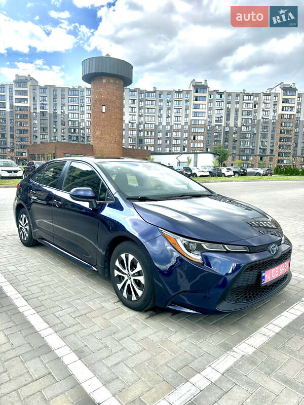 Седан Toyota Corolla 2022 в 