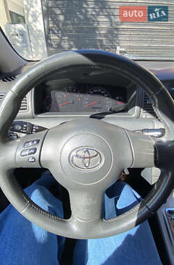 Седан Toyota Corolla 2006 в 