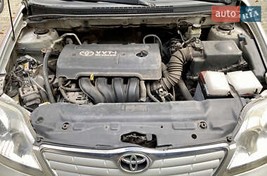 Седан Toyota Corolla 2006 в 