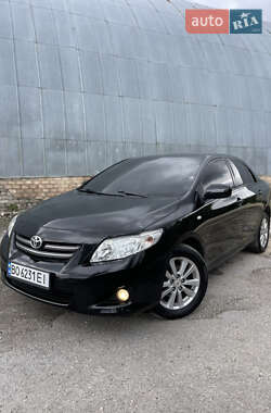 Седан Toyota Corolla 2008 в Тернополе
