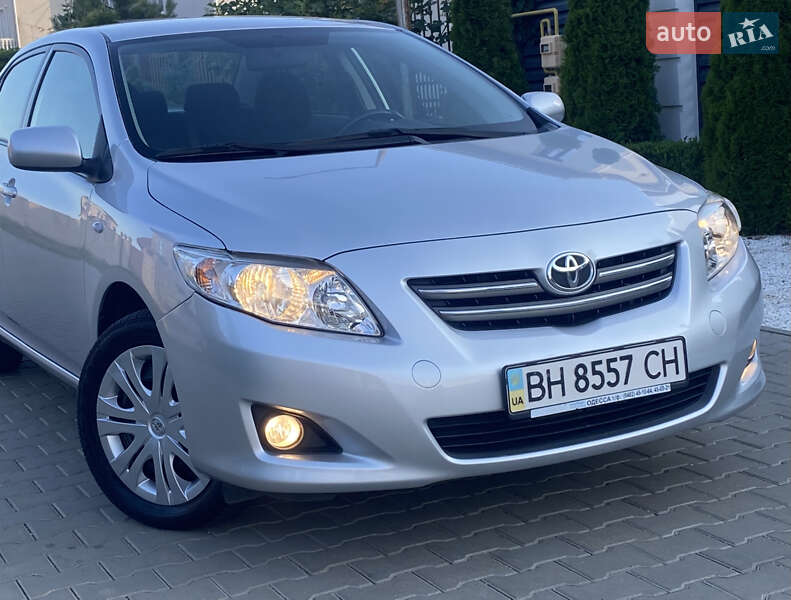 Седан Toyota Corolla 2008 в Одессе