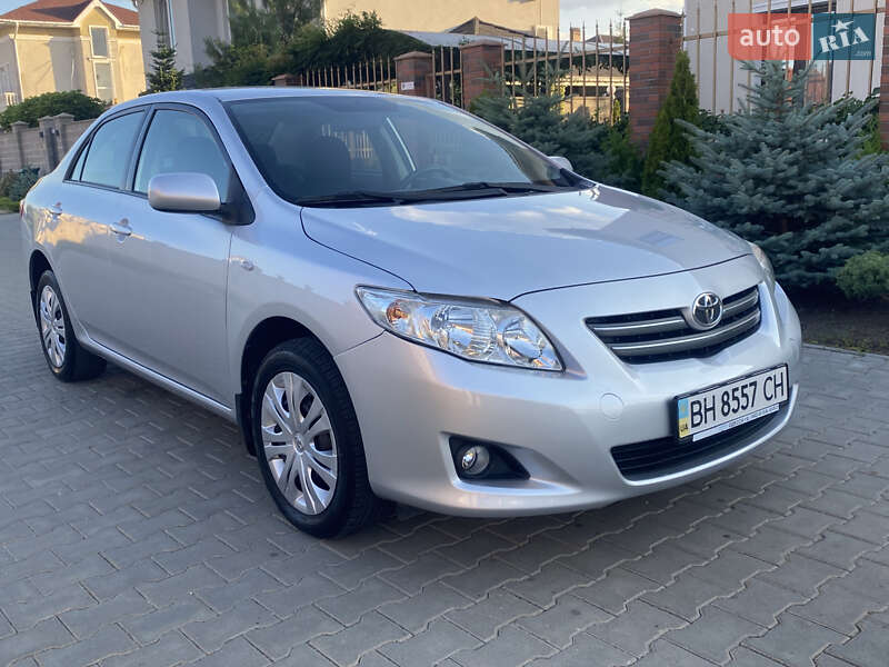 Седан Toyota Corolla 2008 в Одессе